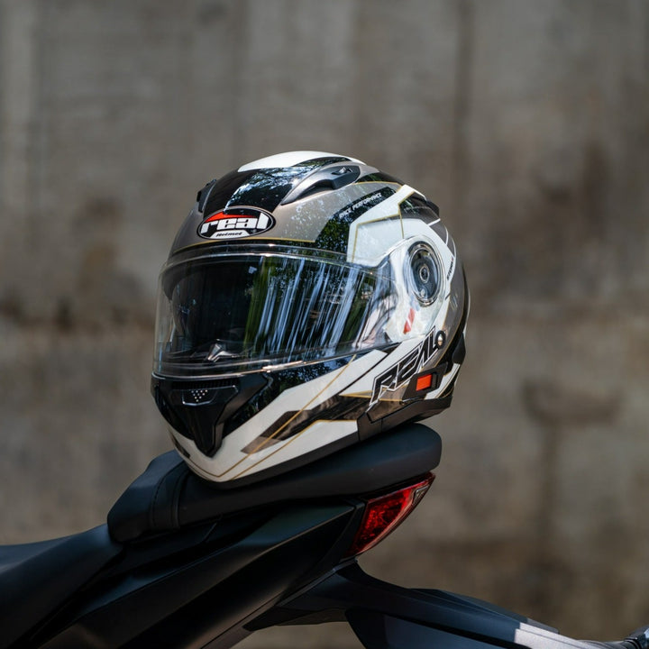 หมวกกันน็อค REAL Helmet STORM Power ขาวดำ